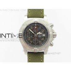 브라이틀링 스카이랜드 어벤져 티타늄 그레이 숫자다이얼 Breitling Skyland Avenger Titanium Gray Numeral Dial