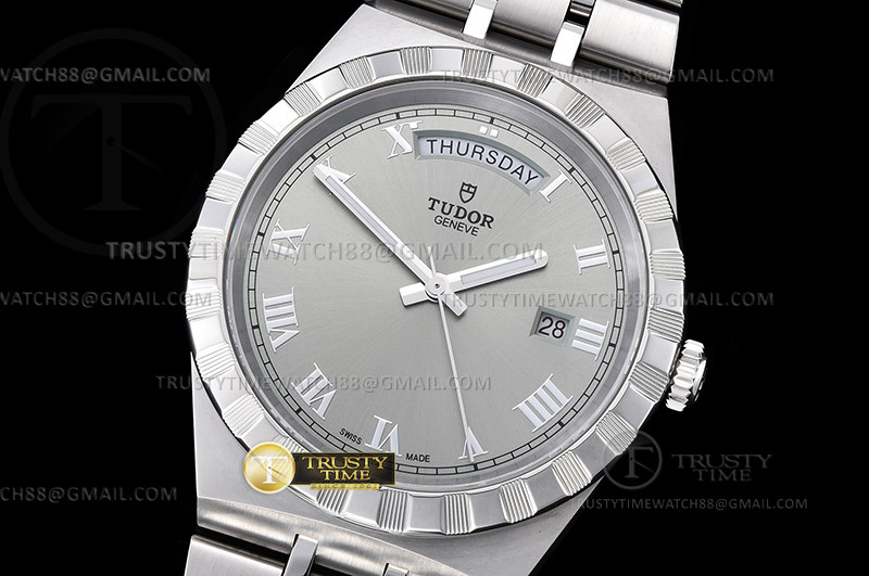 V7공장 튜더 로얄 28600 스틸 실버다이얼 로만인덱스 브레이슬릿 Tudor Royal 28600 41mm SS/SS Silv/Rmn V7F A2836